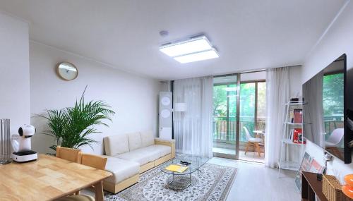 Chimsan-dong Apartamento | Daegu Buk-gu 3BR Apartment near Dongdaegu Station & Downtown -Fully Furnished