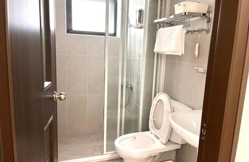 West District Casa | Daisy's Hsiang Hola