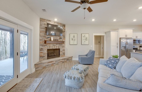 Celina Casa | Dale Hollow Lake Retreat w/ Patio & Mtn View!