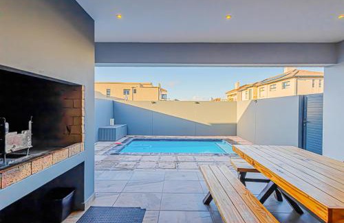 Calypso Beach Casa | Dalton's, Langebaan, 10-sleeper