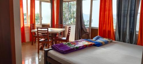 Malakkappara Casa | Dam Valley Home Stay Resort