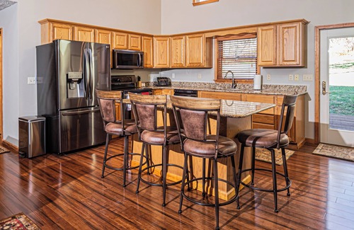 McHenry Cabina | Dancing Bear Lodge