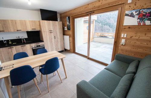 Saint-Jean-dʼAulps Apartamento | Dans résidence neuve LE SNOW ROC sur les pistes, grand studio cosy 5 pers avec terrasse panoramique, SAUNA, WIFI