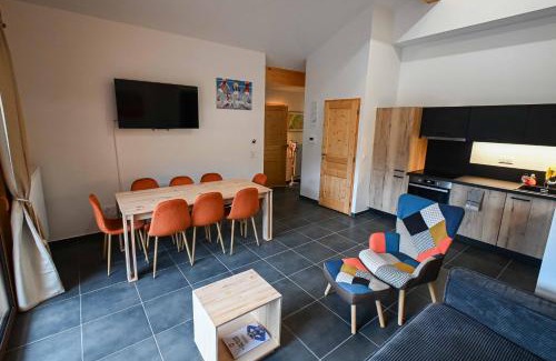 Saint-Jean-dʼAulps Apartamento | Dans résidence neuve LE SNOW ROC sur les pistes, appartement 8 personnes 2 chambres et coin montagne avec Terrasse WIFI et SAUNA