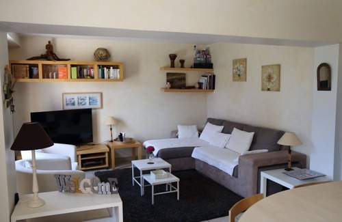 Pontcharra-sur-Turdine Casa | Dans une Villa, Guest House Indépendante de Plain Pieds , Jardin, Terrasse Avec
