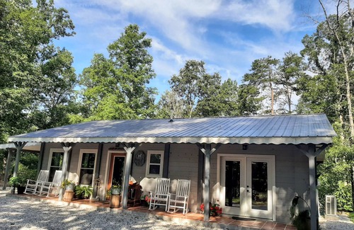 Stanton Cabina | Dappled Grey Cabin with hot tub at Red River Gorge