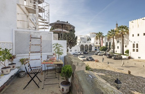 Medina of Tangier Chalet De Esquí | Dar BAB HAHA "Petite Maison à la Marocaine&qu