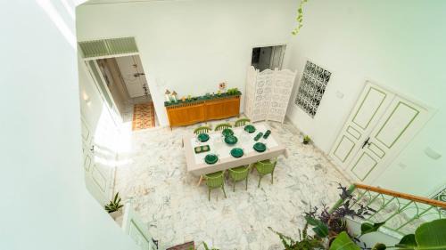 Medina of Tunis Cama Y Desayuno | Dar Majoul