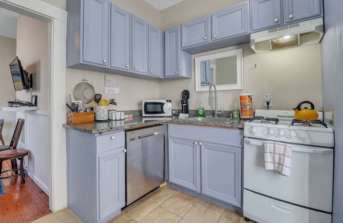 Historic District - North Cabaña | Darling Downtown Cottage with Two King Beds