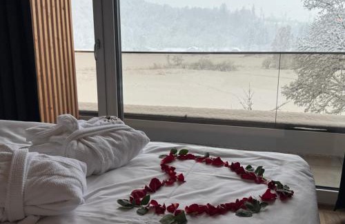 Goldegg Apartamento | Das Goldjuwel - Luxury Apartments with private Spa