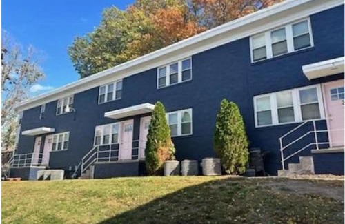 Joslyn Castle Apartamento | Davenport Dwellings-Two Bedroom Close to UNMC