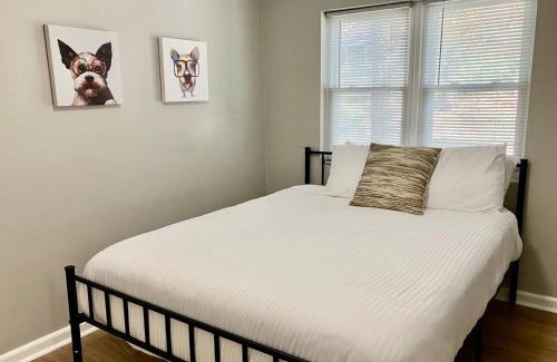 Joslyn Castle Apartamento | Davenport Dwellings-Two Bedroom Close to UNMC