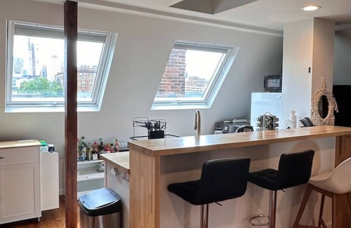 Midtown Apartamento | David C. Whitney Mansion