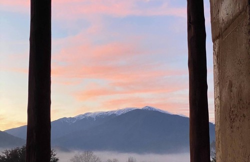 Tawonga Casa | Daybreak Lodge | High Country Earthen Escape