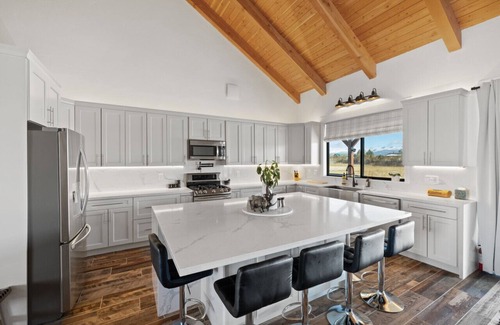 Leigh Creek Estates Casa | Daydream Home with Teton Views and Private Hot Tub
