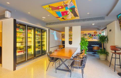 Jing'an Hotel | Dayin Serene Garden Hotel -People's Square & Nanjing Road-Large Social Area -Bar -Café -Gym -Free Laundry Luggage Storage -24H Front Desk-English Service