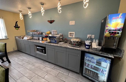 Batavia Hotel | Days Inn by Wyndham Batavia Ohio