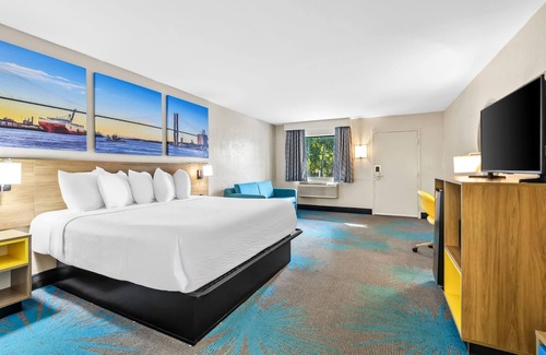 Goose Creek Hotel | Days Inn by Wyndham Goose Creek