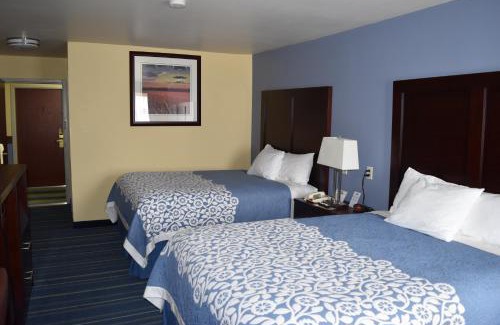 Grand Island Hotel | Days Inn by Wyndham Grand Island