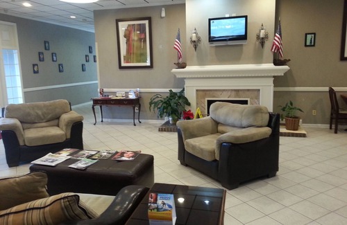 Hinesville Hotel | Days Inn by Wyndham Hinesville Near Fort Stewart