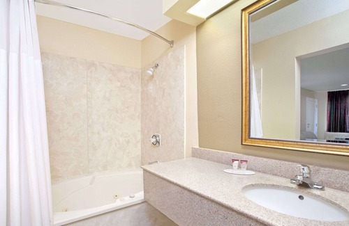 Kerrville Hotel | Days Inn by Wyndham Kerrville