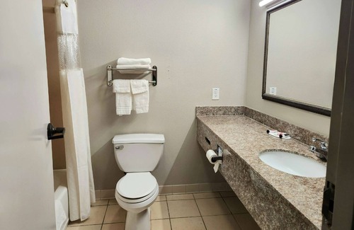 LaPlace Hotel | Days Inn by Wyndham LaPlace- New Orleans