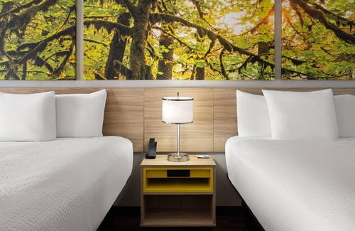 Byram Hotel | Days Inn & Suites by Wyndham Byram