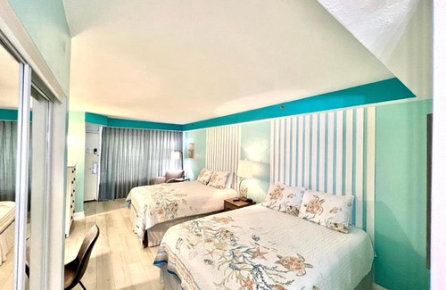 Ortona Park Apartamento | Daytona Beach Resort Oceanfront 1 Bedroom Suite, 2 Queen Beds