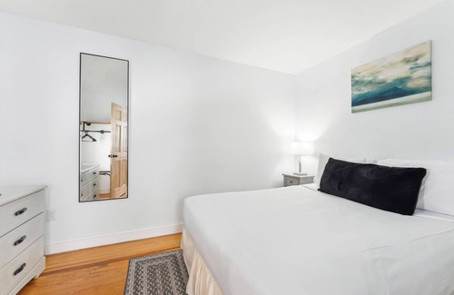 Wildwood Hotel | Daytona Inn and Suites - Two Bedroom Apartment