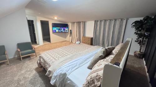 Coral Hills Casa | DC Edge stunning three-bedroom House