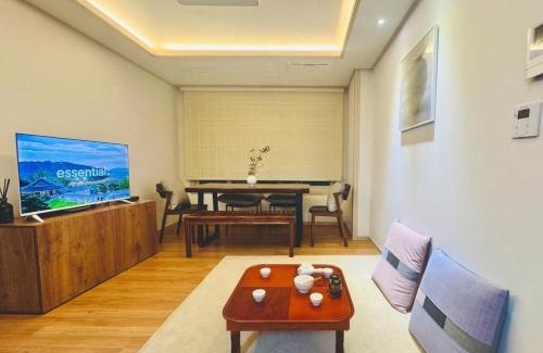 Ssangmun-dong Villa | #ddingsang stay#띵상스테이#신축#3Room 4Bed#Max 6P#풀옵션#무료주차#공항픽업#한방족욕#웰컴드링크#명동#서울역#동대문#Fully furnished apartment#Welcome Drink#Airport Pickup#Free Parking#Korean Foot bath