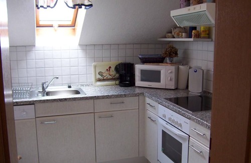 Staffelstein Apartamento | 50sqm apartment with separate kitchen, living room ventilation and balcony