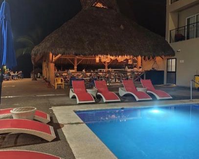 Rincón de Guayabitos Hotel | De cameron isla coral