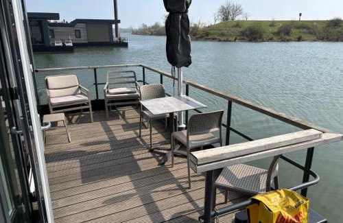 Montfort Alquiler De Eote | De Maasterp - woonboot 14