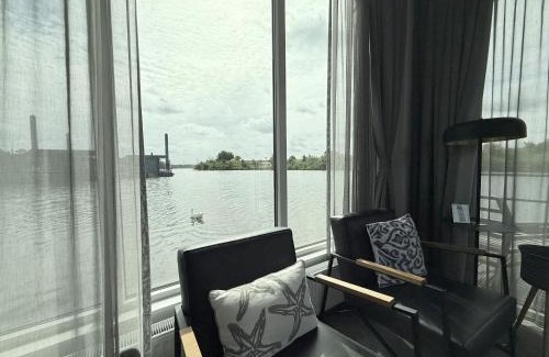 Montfort Alquiler De Eote | De Maasterp - Woonboot 5