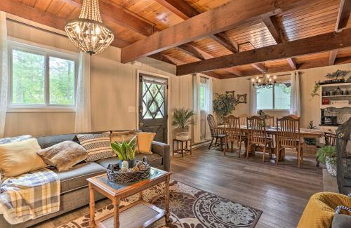 Tobyhanna Casa | Deck and Pool Access Welcoming Poconos Retreat