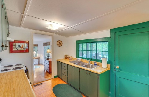 Fowlstown Cabina | Deck & Grill: Thomasville 'House in the Pines'