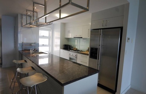 Brisbane Waterfront Casa | Deep Blue 11 Apartment Moreton island