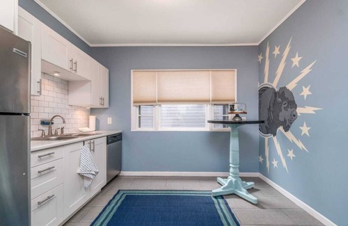 Buffalo Apartamento | ⭐️ Deep Clean ⭐️ King Bed ⭐️ Parking ⭐️ SpectrumTV