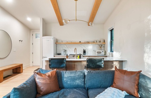 Rockbridge Cabina | Deer Hollow | Brand New | Covered Hot Tub