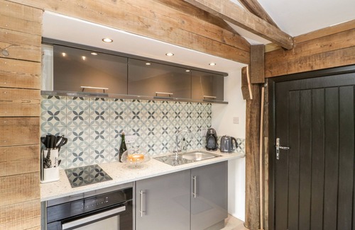 Wimborne Cabaña | Deer Lodge