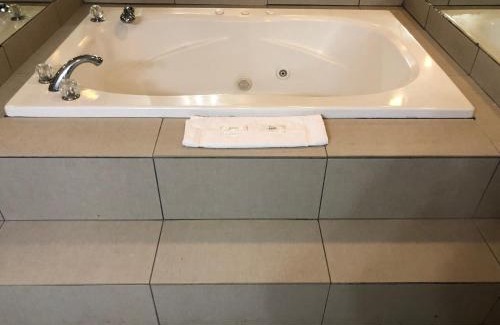 Fairview Hotel | Deerfield Inn and Suites - Fairview