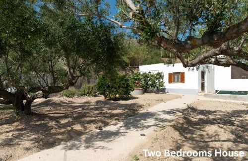 Milos Casa | Deja Dream Homes