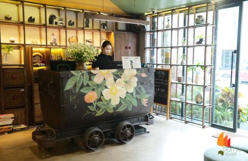 Hon Gai Hotel | Deja Vu House Ha Long