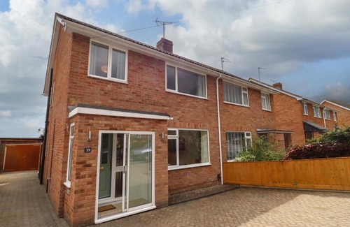 Bishop's Cleeve Casa | Delabere Road