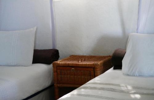 Port St Johns Cabina | Delicious Monster Accommodation