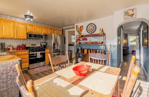 Cody Casa | Delightful 2-bedroom house. Convenient location in Cody.