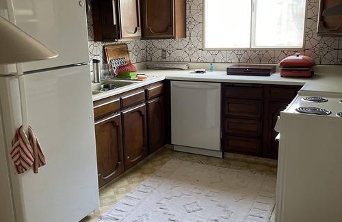 Reno Casa | Delightful 2-bedroom house in Reno with AC, WiFi
