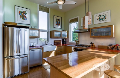 Glencairn Casa | Delightful 4 bedroom 3 bath renovated farmhouse near Creemore