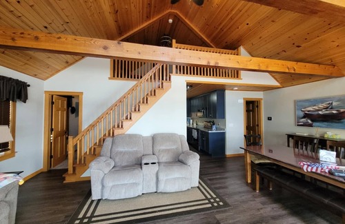 Wautoma Casa | Delightful 4-bedroom house in Wautoma on the waters edge of Silver Lake